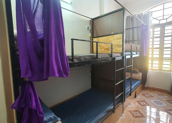 Hostel Poem *