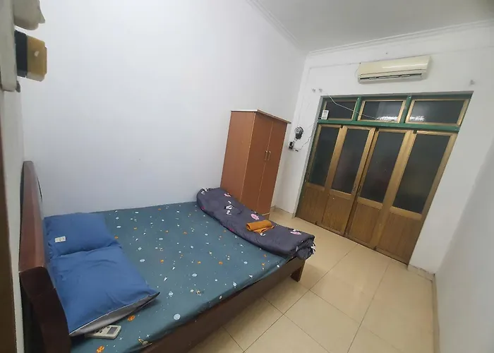 Hostel Poem