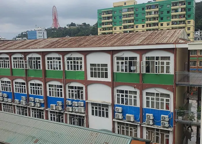 Hostel Poem *